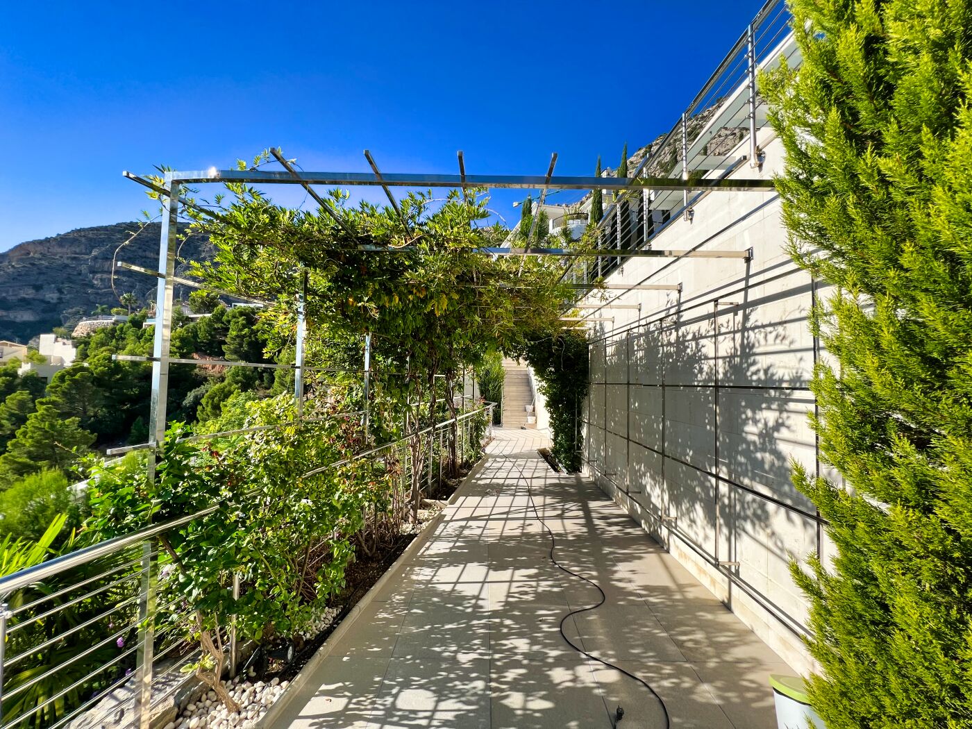  Chalet en venta directa con Plusvillas – C13031* – Villa con 5 dormitorios y 5 baños en Altea Hills, (Costa Blanca), zona Altea Hills 