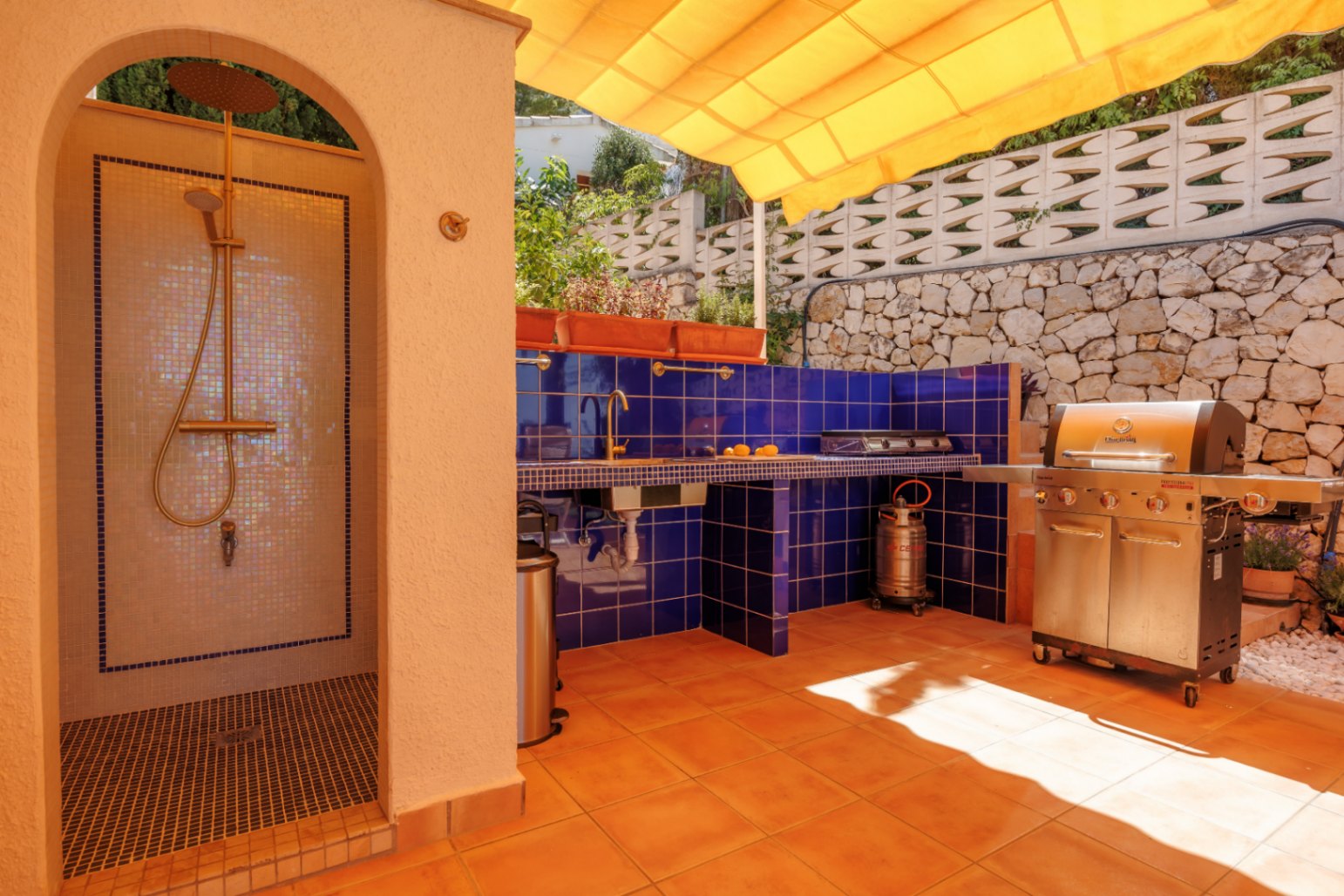  Chalet en venta directa con Plusvillas – C36305* – Villa con 3 dormitorios y 2 baños en Denia, (Costa Blanca), zona Montgo 