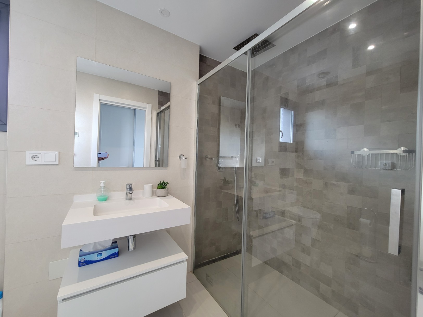  Apartamento en venta directa con Plusvillas – A34024* – Bonito apartamento de 2 dormitorios y 2 baños., (Costa Blanca), zona  