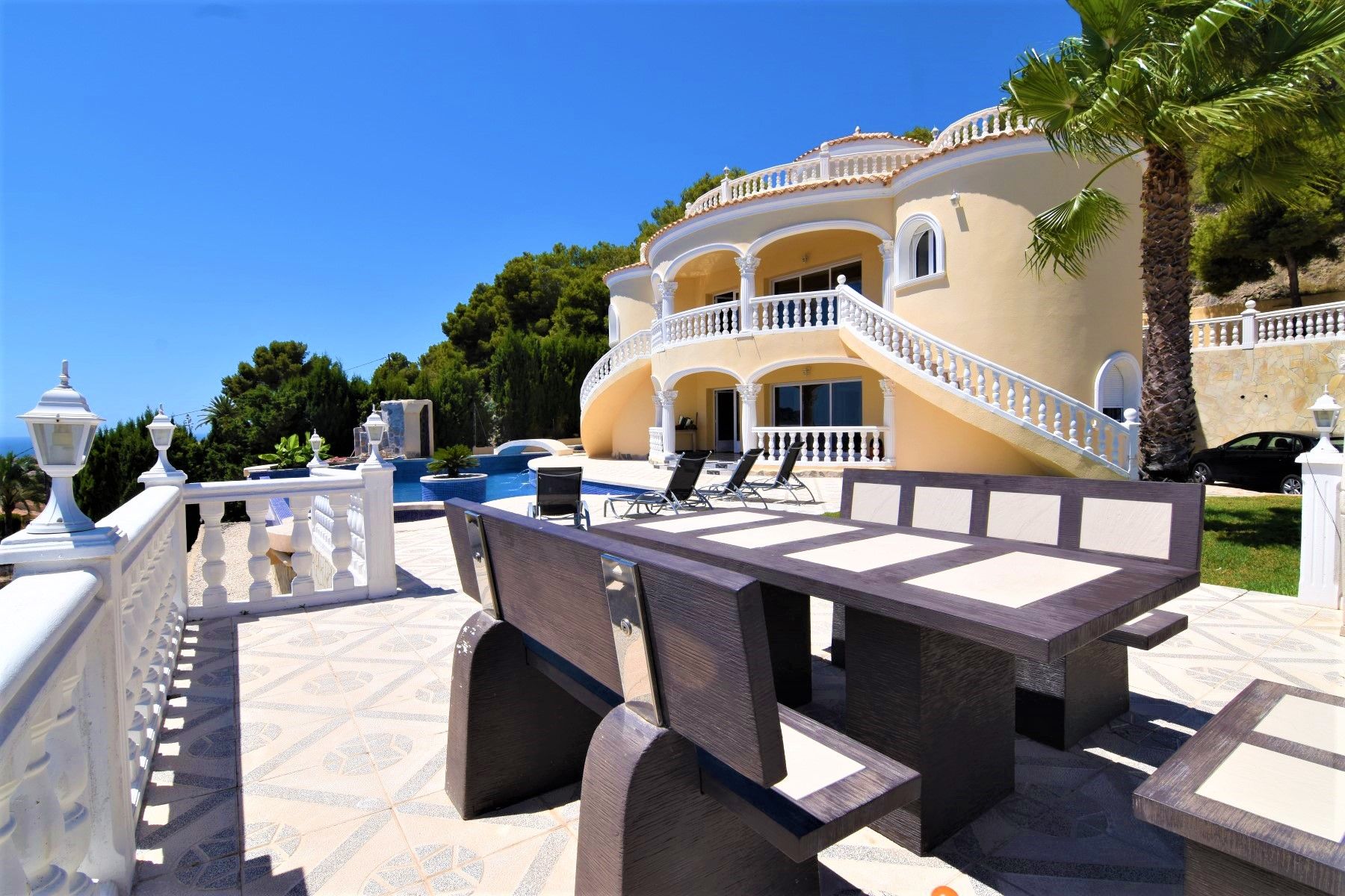  Chalet en venta directa con Plusvillas – C20008* – Villa con 4 dormitorios y 4 baños en Calpe, (Costa Blanca), zona Tosal de la Cometa 