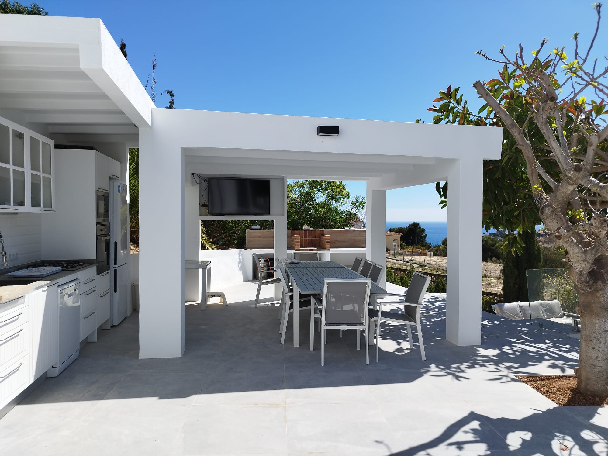  Chalet en venta directa con Plusvillas-C67-Villa renovada de 5 dormitorios dividida en 3 viviendas con vistas al mar, zona Canuta Calpe (Costa Blanca) 