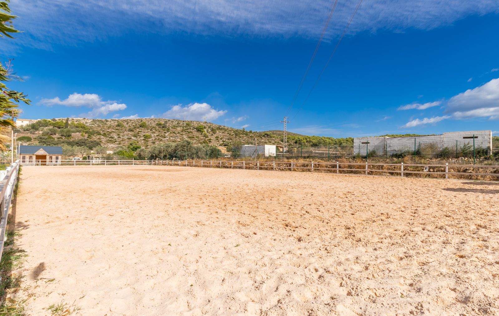  Chalet en venta directa con Plusvillas – C27018* – Villa con 2 dormitorios y 2 baños en Teulada, (Costa Blanca), zona Campo 