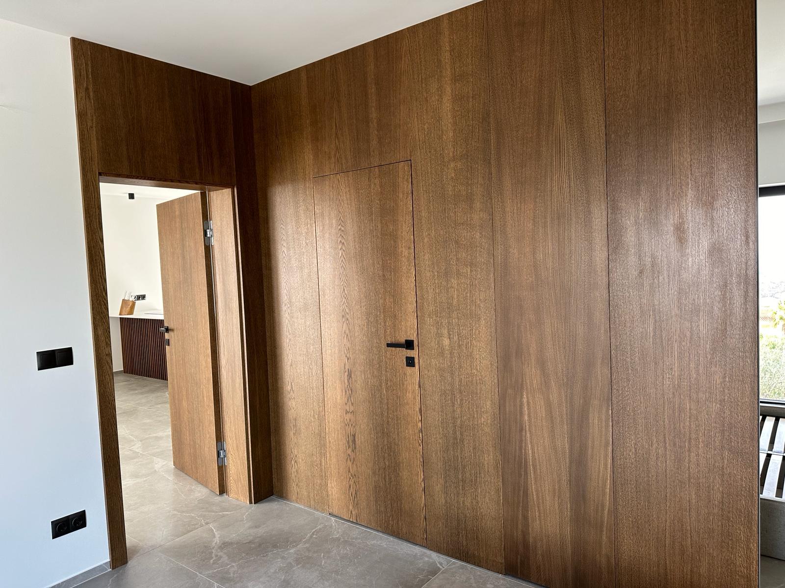  Chalet en venta con plusvillas -C121- Villas de 5 dormitorios en la Cumbre del sol con bonitas vistas al mar (Costa Blanca) 