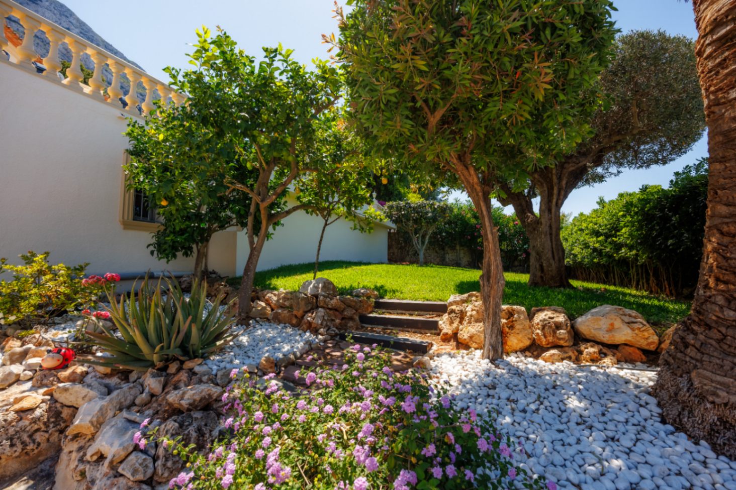 Chalet en venta directa con Plusvillas – C36305* – Villa con 3 dormitorios y 2 baños en Denia, (Costa Blanca), zona Montgo 