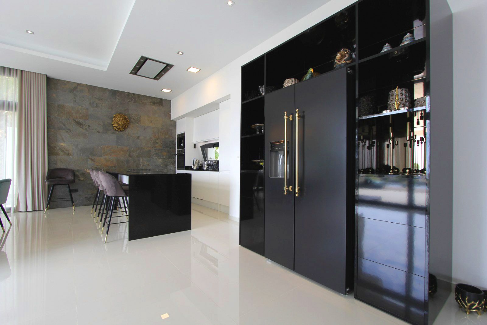  Chalet en venta directa con Plusvillas – C27025* – Villa con 5 dormitorios y 6 baños en Sierra Cortina, (Costa Blanca), zona Montroyal 