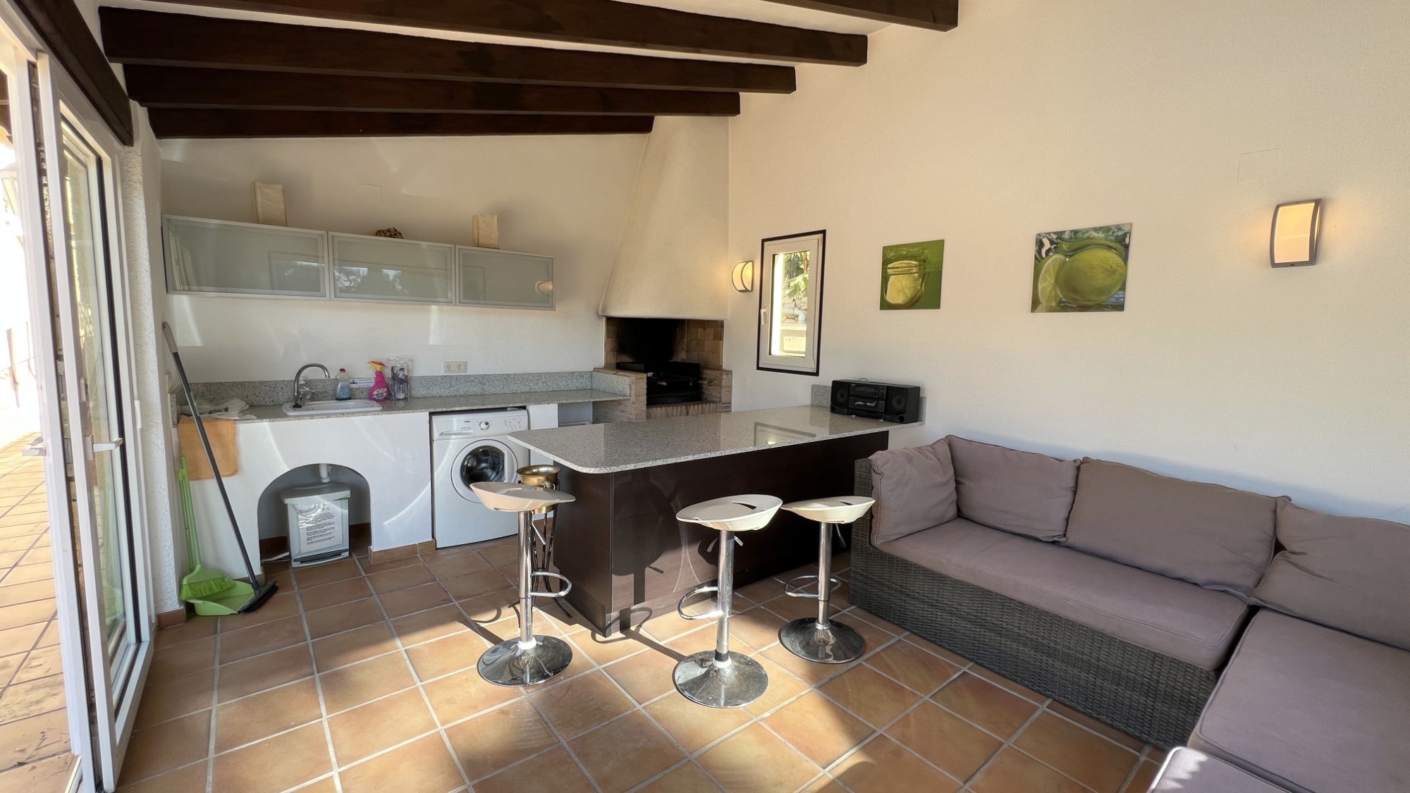  Chalet en venta directa con Plusvillas – C4103* – Villa con 6 dormitorios y 4 baños en Benissa Costa, (Costa Blanca), zona San Jaime 