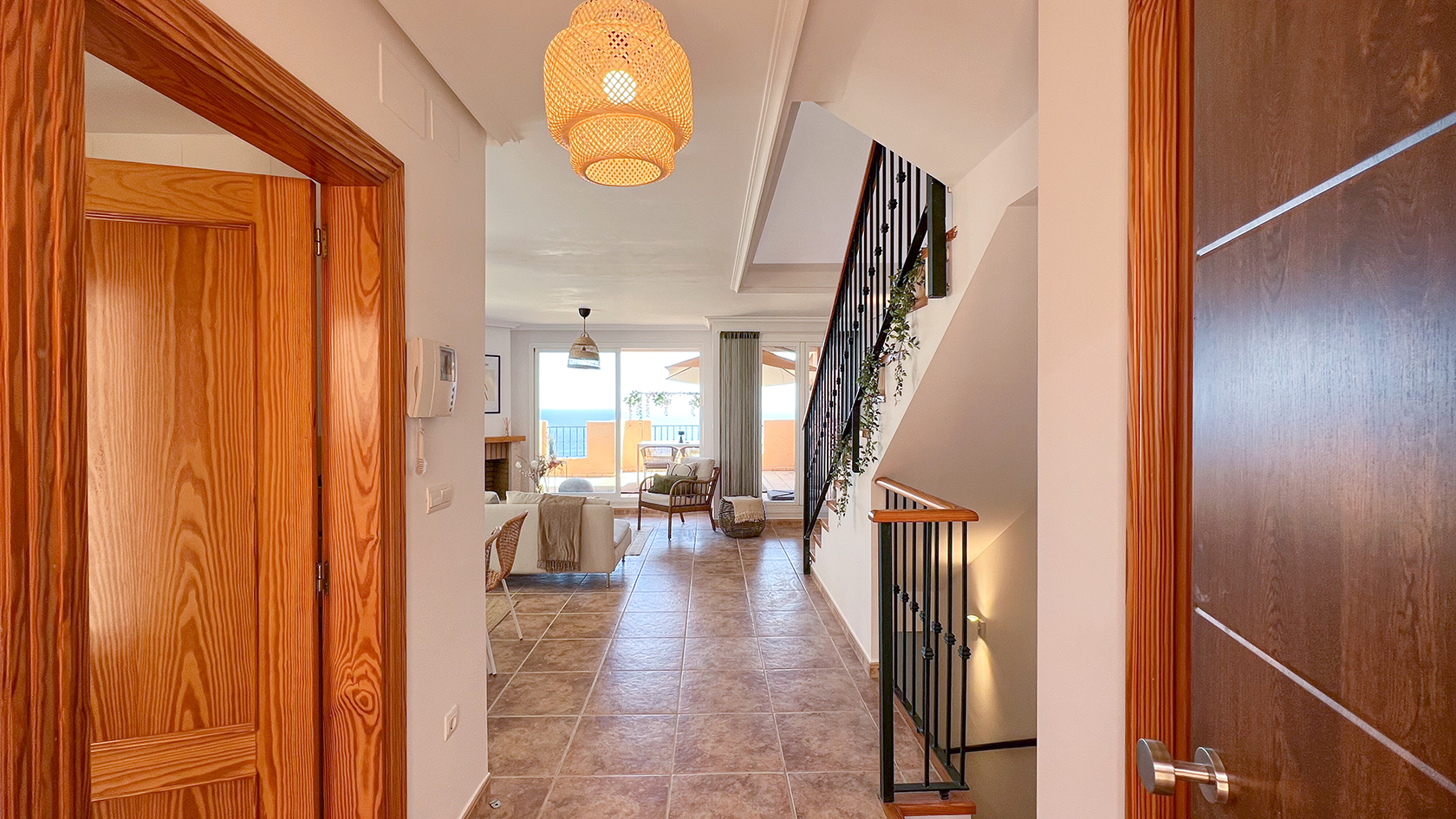  Chalet en venta directa con Plusvillas – C11099* – Villa con 3 dormitorios y 2 baños en Calpe, (Costa Blanca), zona Mascarat 