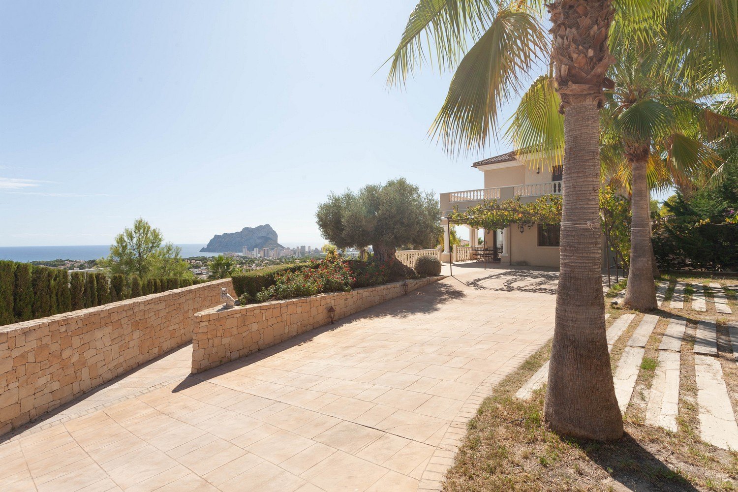  Chalet en venta directa con Plusvillas – C30035* – Villa con 5 dormitorios y 5 baños en Benissa, (Costa Blanca), zona Raco de Galeno Benissa, Costa Blanca 