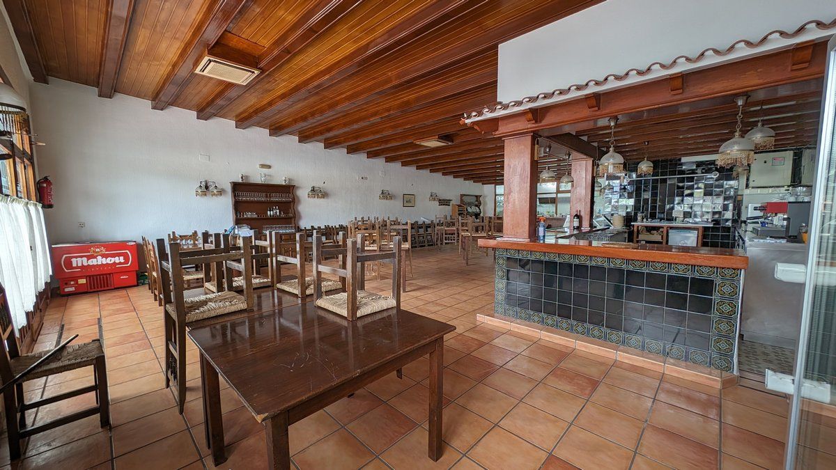  Chalet en venta directa con Plusvillas – C16310* – Villa con  dormitorios y  baños en Calpe / Calp, (Costa Blanca), zona  