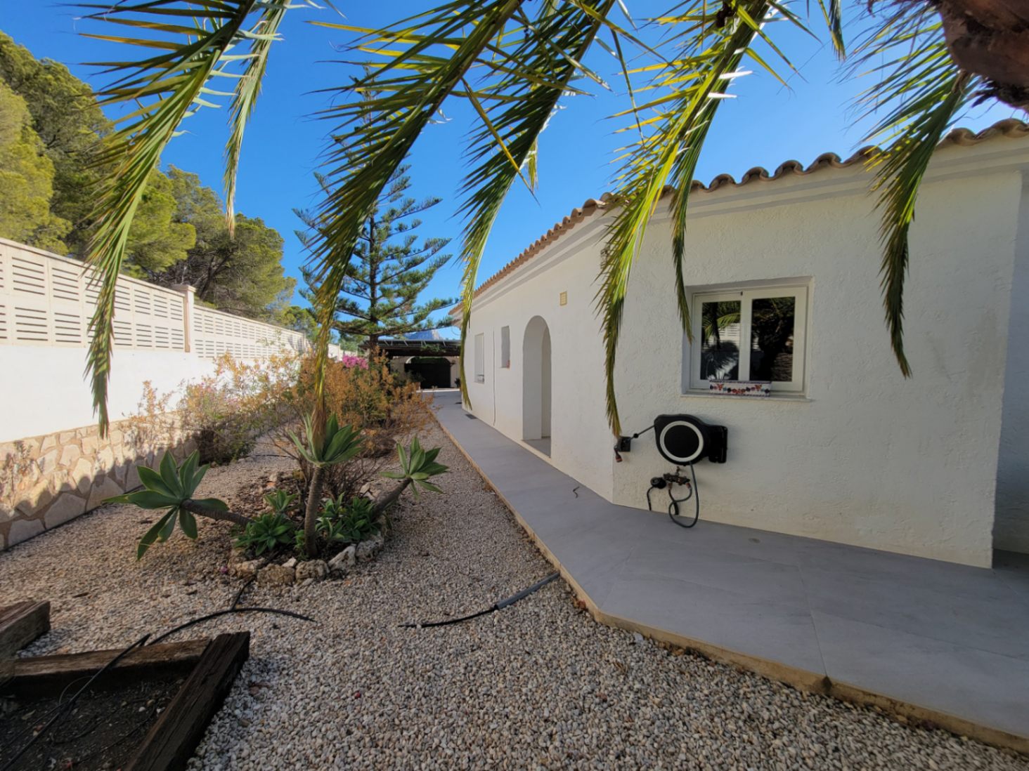  Chalet en venta directa con Plusvillas – C34020* – Villa con 3 dormitorios y 3 baños en Calpe, (Costa Blanca), zona Gran Sol 