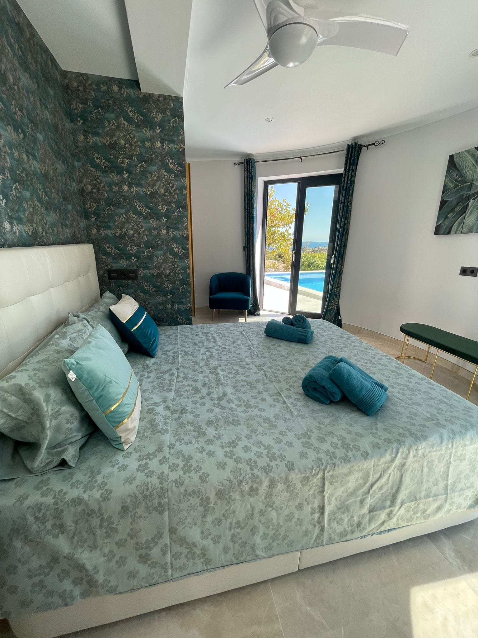  Chalet en venta directa con Plusvillas-C67-Villa renovada de 5 dormitorios dividida en 3 viviendas con vistas al mar, zona Canuta Calpe (Costa Blanca) 