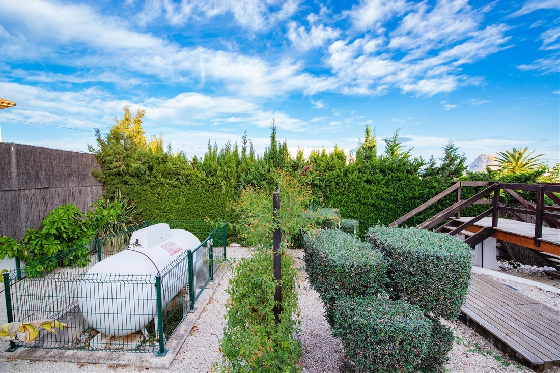  Chalet en venta directa con Plusvillas - C23 - Villa de ensueño de 5 dormitorios con vistas espectaculares al mar, zona Cucarres en Calpe (Costa Blanca) 