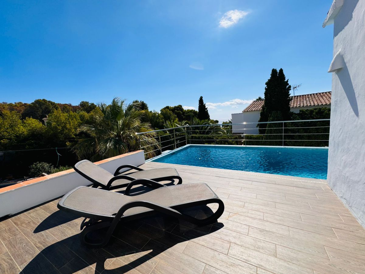  Chalet en venta directa con Plusvillas – C38019* – Villa con 3 dormitorios y 2 baños en Benissa, (Costa Blanca), zona La Fustera 