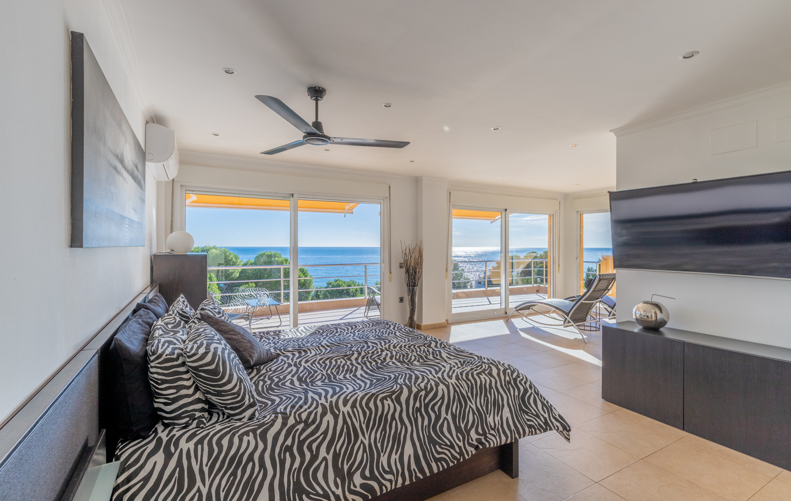  Chalet en venta directa con Plusvillas – C27004* – Villa con 3 dormitorios y 3 baños en Benissa, (Costa Blanca), zona 2ª linea 