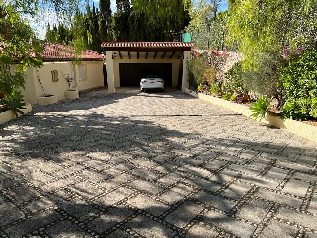  Chalet en venta directa con Plusvillas – C16301* – Villa con 5 dormitorios y 5 baños en Altea la Vella, (Costa Blanca), zona  