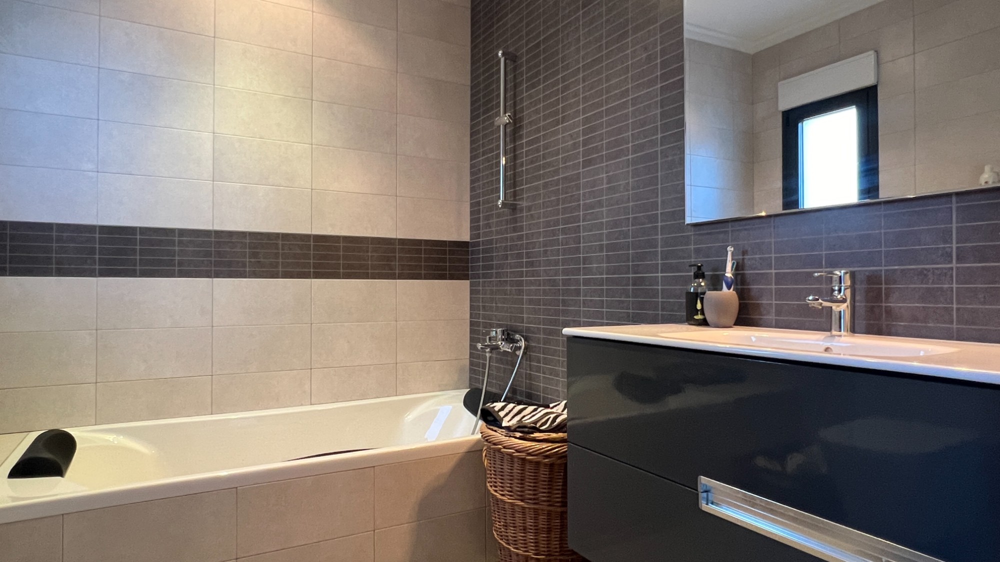  Chalet en venta directa con Plusvillas – C4140* – Villa con 3 dormitorios y 3 baños en Moraira, (Costa Blanca), zona La Sabatera 