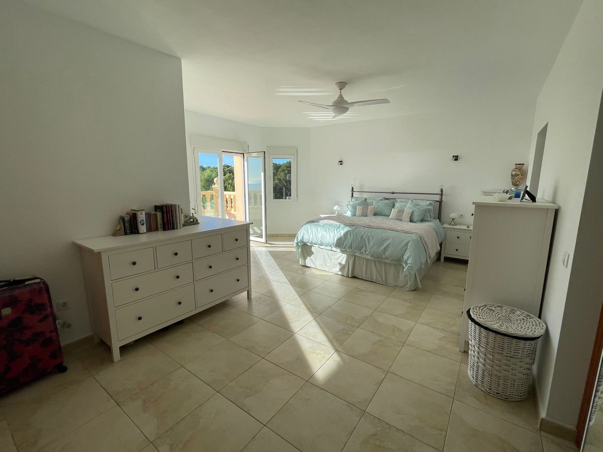  Chalet en venta directa con Plusvillas – C23082* – Villa con 4 dormitorios y 3 baños en Benissa, (Costa Blanca), zona Fanadix 