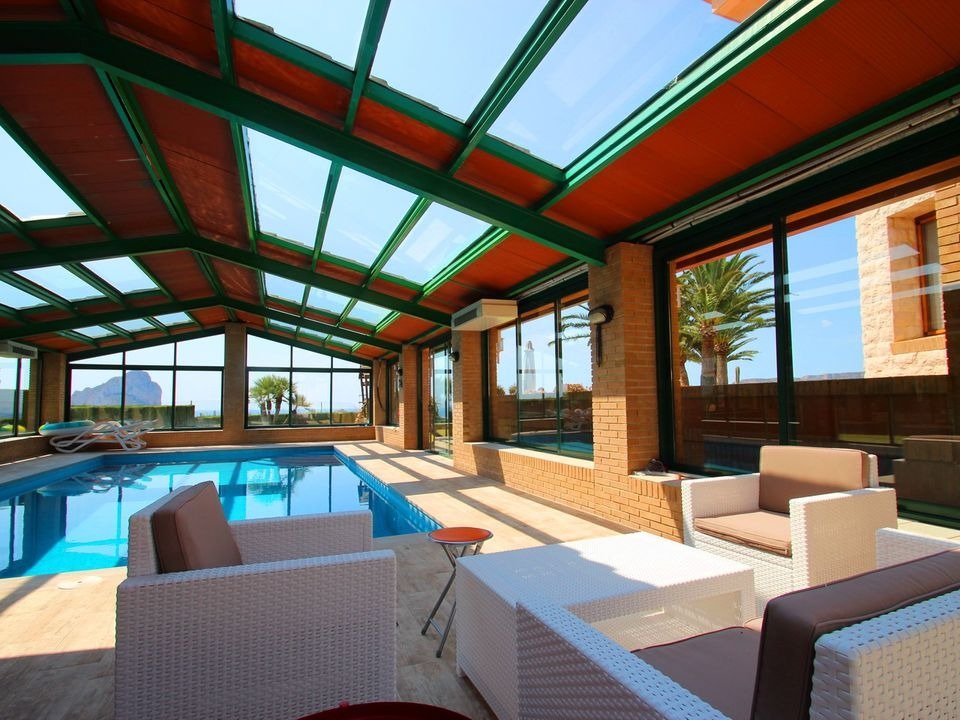  Chalet en venta directa con Plusvillas – C23088* – Villa con 5 dormitorios y 5 baños en Calpe, (Costa Blanca), zona Calpe 