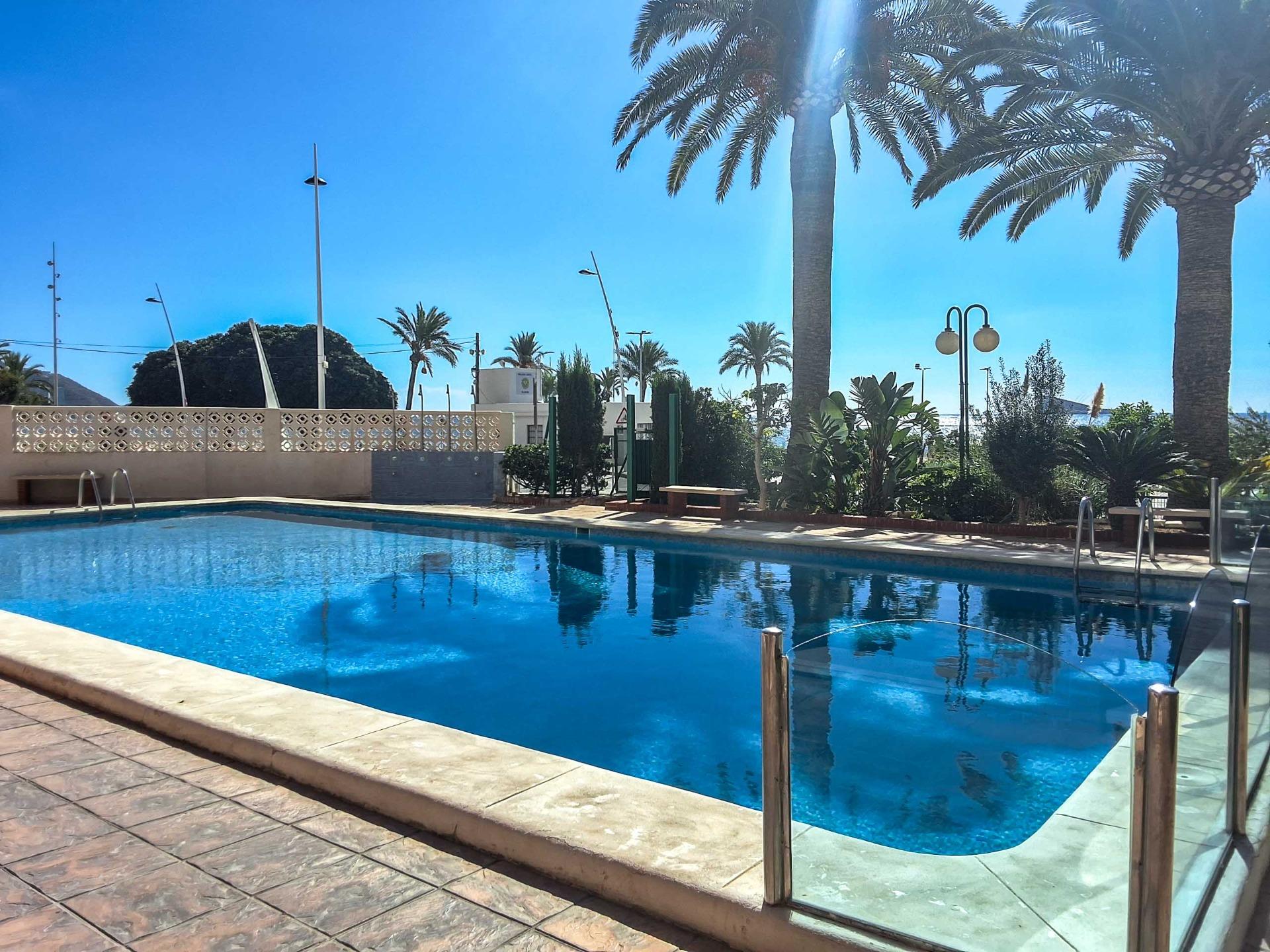  Apartamento en venta directa con Plusvillas – A17540* – Bonito apartamento de 2 dormitorios y 2 baños., (Costa Blanca), zona Benidorm 