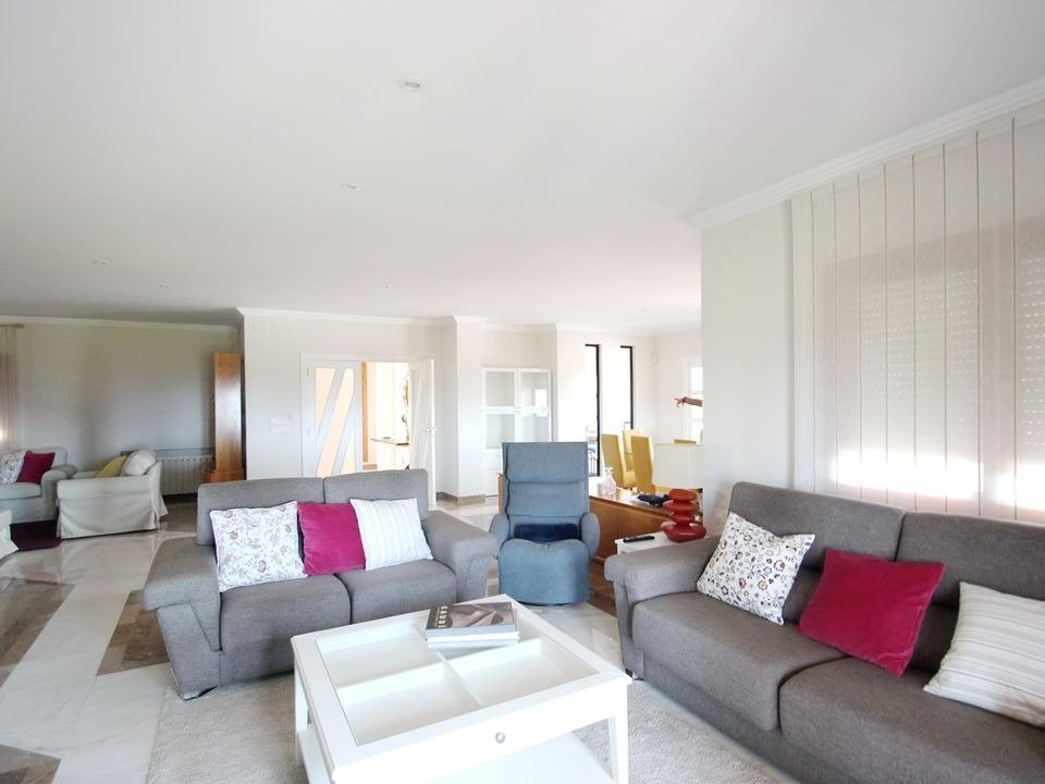  Chalet en venta directa con Plusvillas – C23088* – Villa con 5 dormitorios y 5 baños en Calpe, (Costa Blanca), zona Calpe 