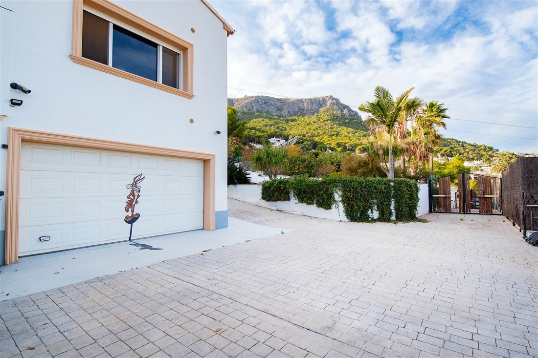  Chalet en venta directa con Plusvillas - C23 - Villa de ensueño de 5 dormitorios con vistas espectaculares al mar, zona Cucarres en Calpe (Costa Blanca) 