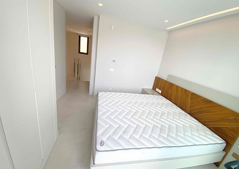 Villa for sale in Benidorm