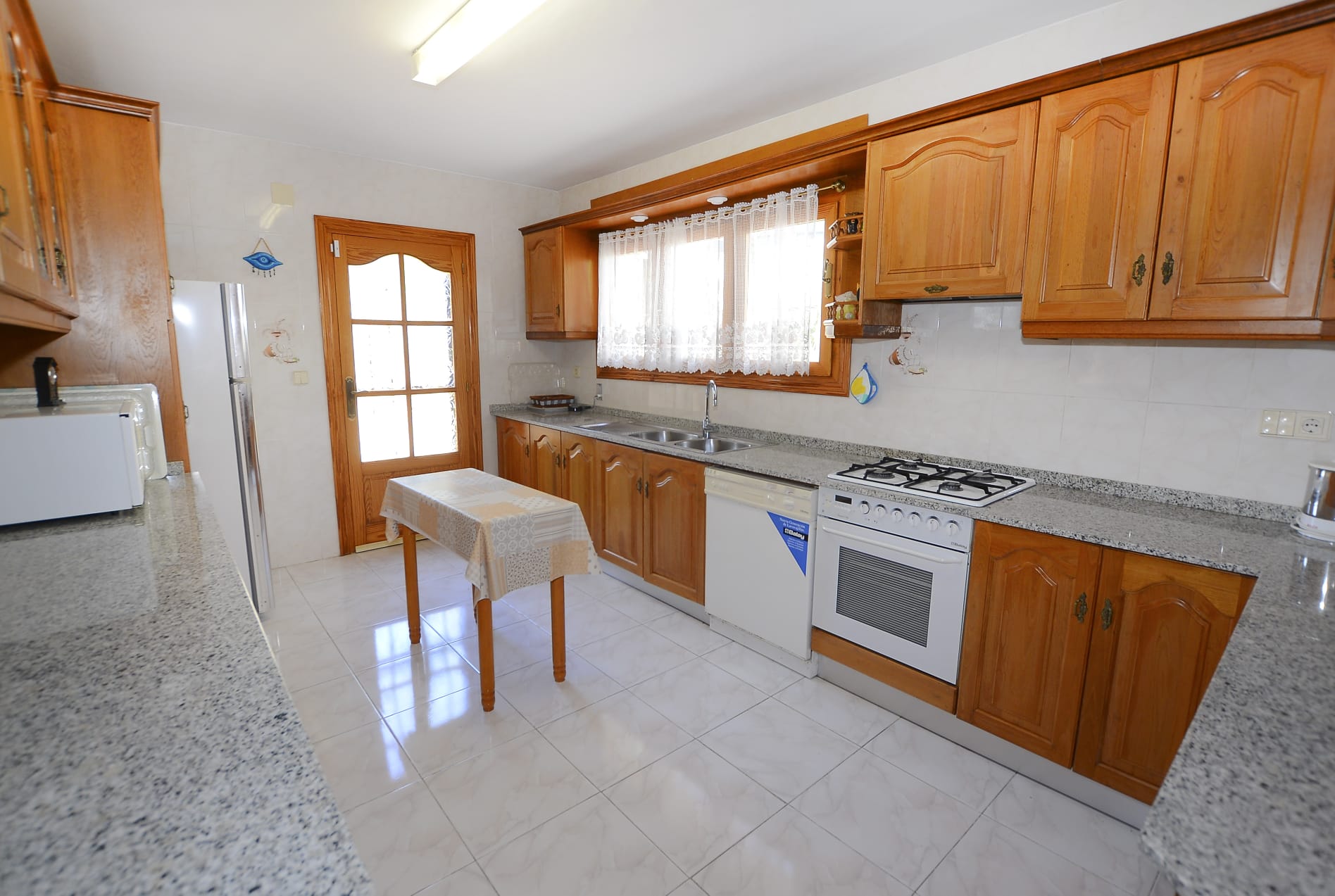  Chalet en venta directa con Plusvillas - C26 - Chalet de 7 dormitorios cerca de todo los servicios y de la playa de Calpe (Costa Blanca) 