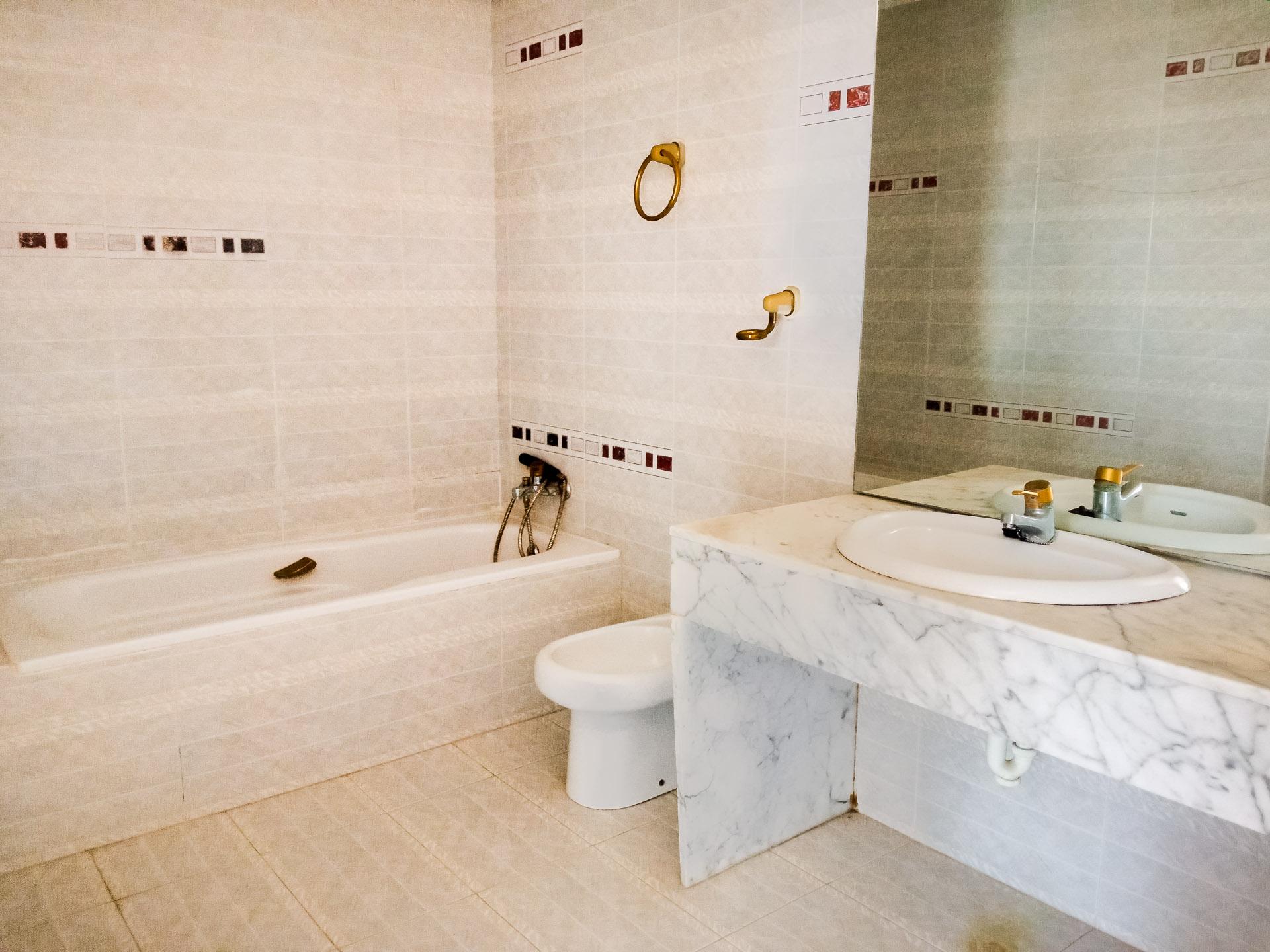  Chalet en venta directa con Plusvillas – C17356* – Villa con 13 dormitorios y 11 baños en Benidorm, (Costa Blanca), zona Rincon de Loix Llano 