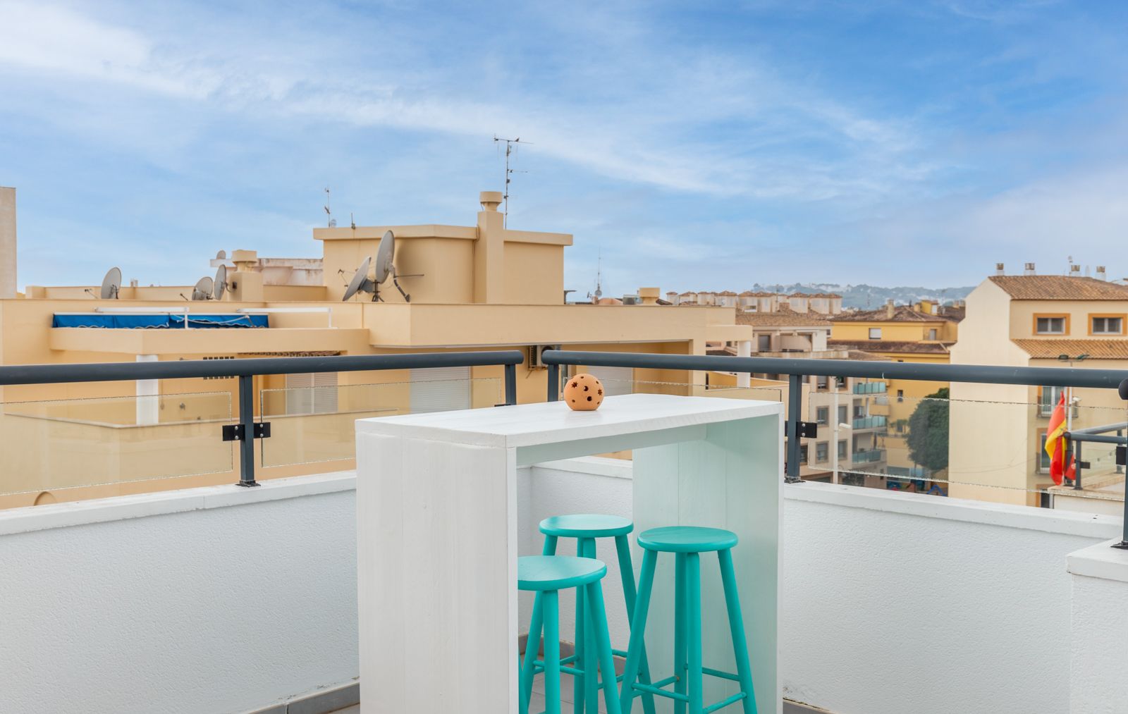  Apartamento en venta directa con Plusvillas – A27029* – Bonito apartamento de 2 dormitorios y 2 baños., (Costa Blanca), zona  