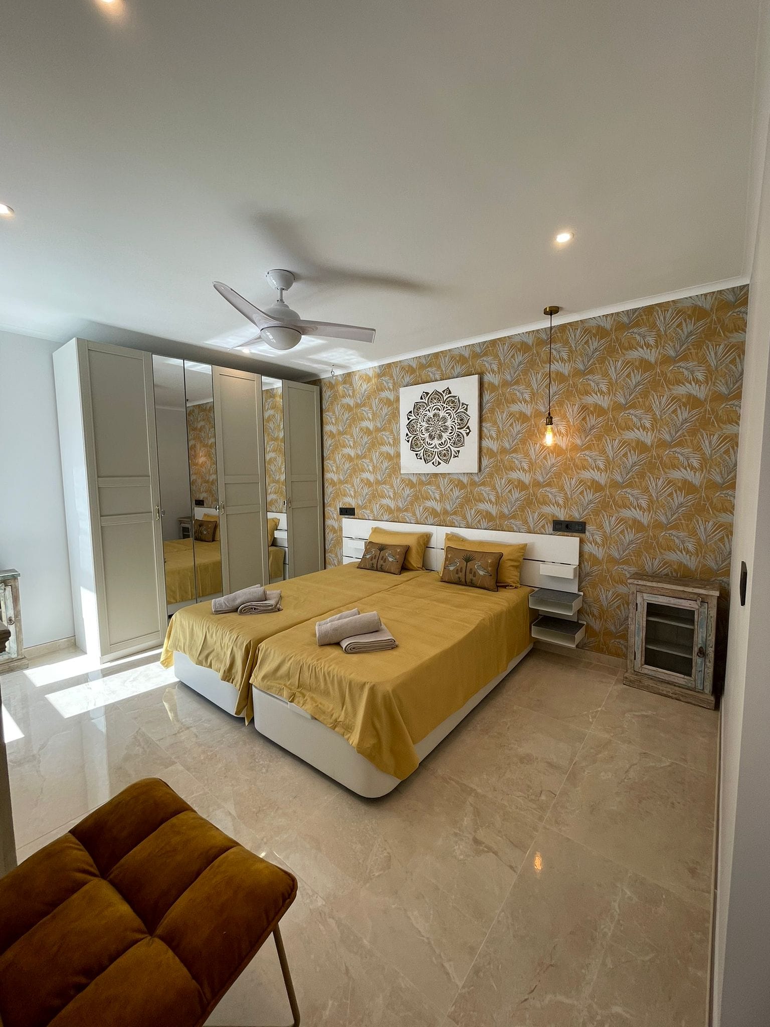  Chalet en venta directa con Plusvillas-C67-Villa renovada de 5 dormitorios dividida en 3 viviendas con vistas al mar, zona Canuta Calpe (Costa Blanca) 