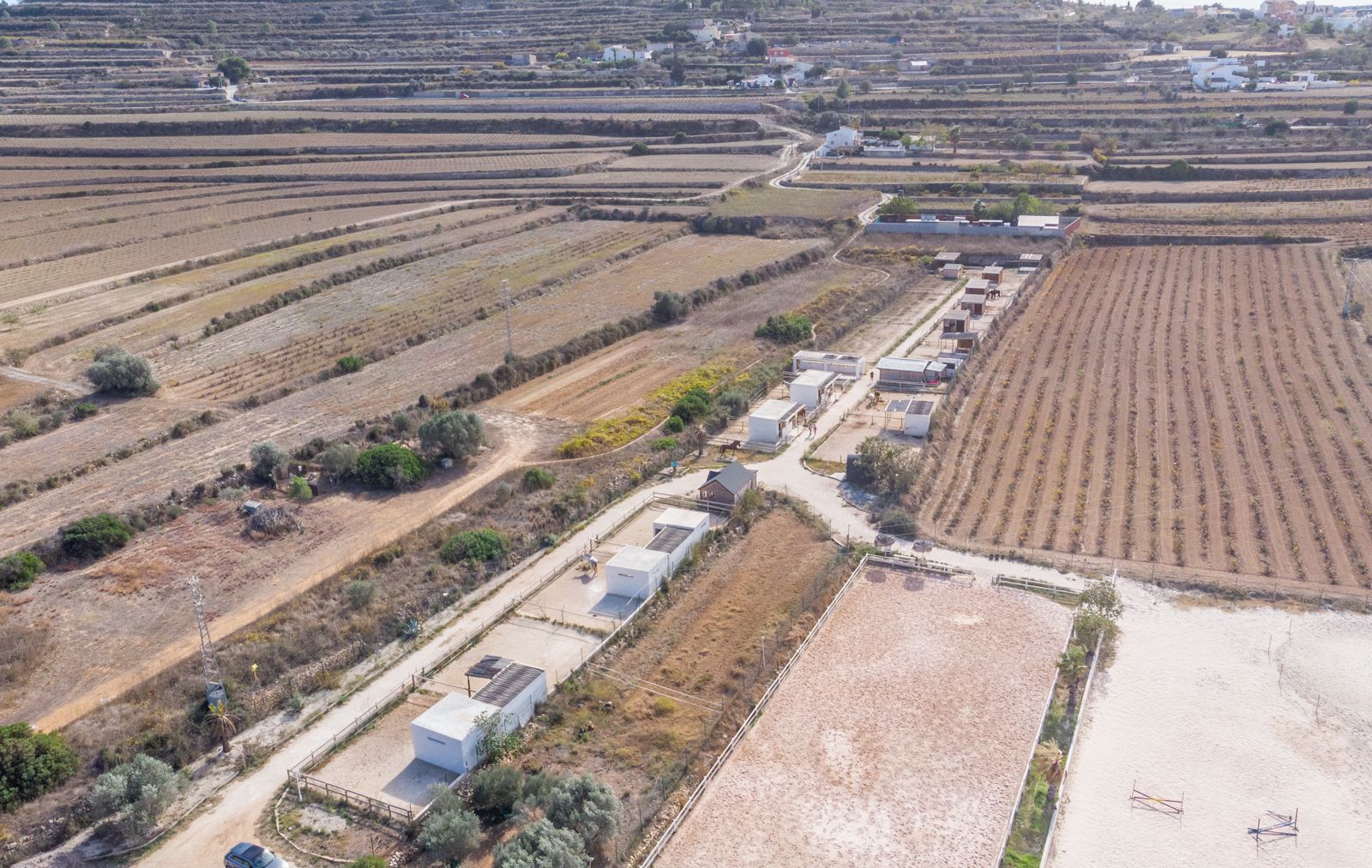  Chalet en venta directa con Plusvillas – C27018* – Villa con 2 dormitorios y 2 baños en Teulada, (Costa Blanca), zona Campo 