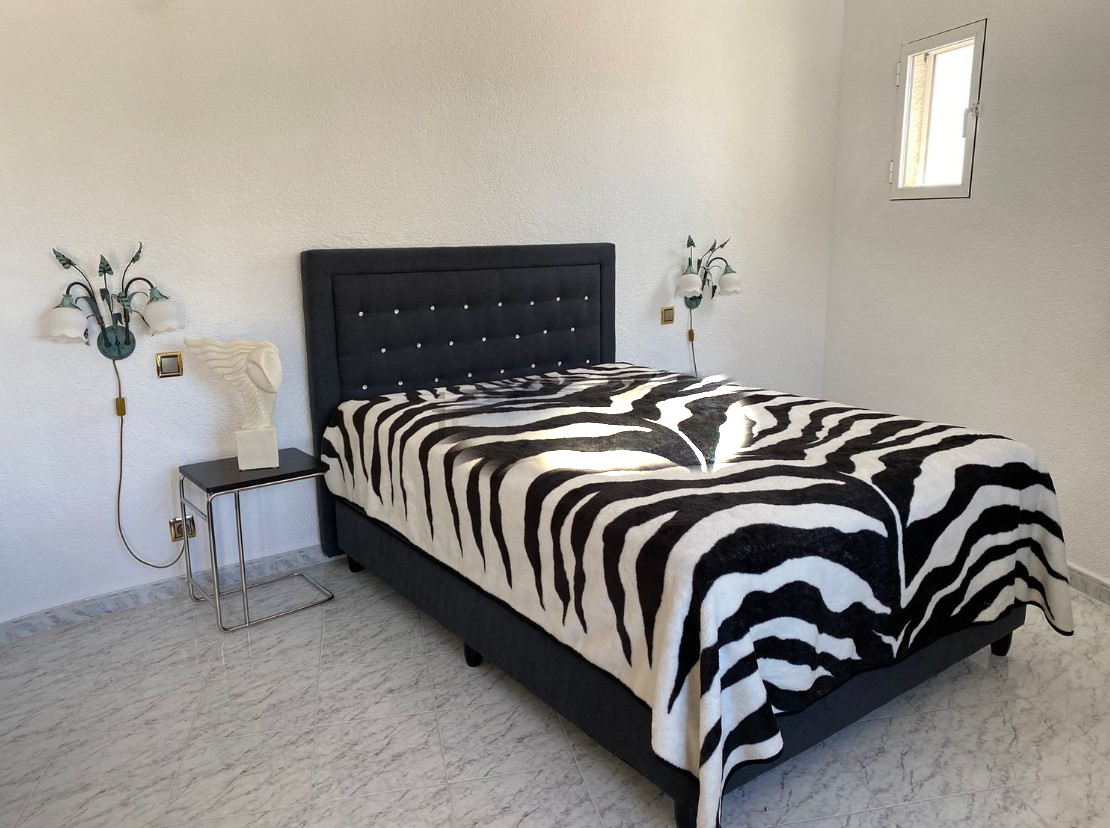  Chalet en venta directa con Plusvillas – C5262* – Villa con 4 dormitorios y 4 baños en Benissa, (Costa Blanca), zona San Jaime 