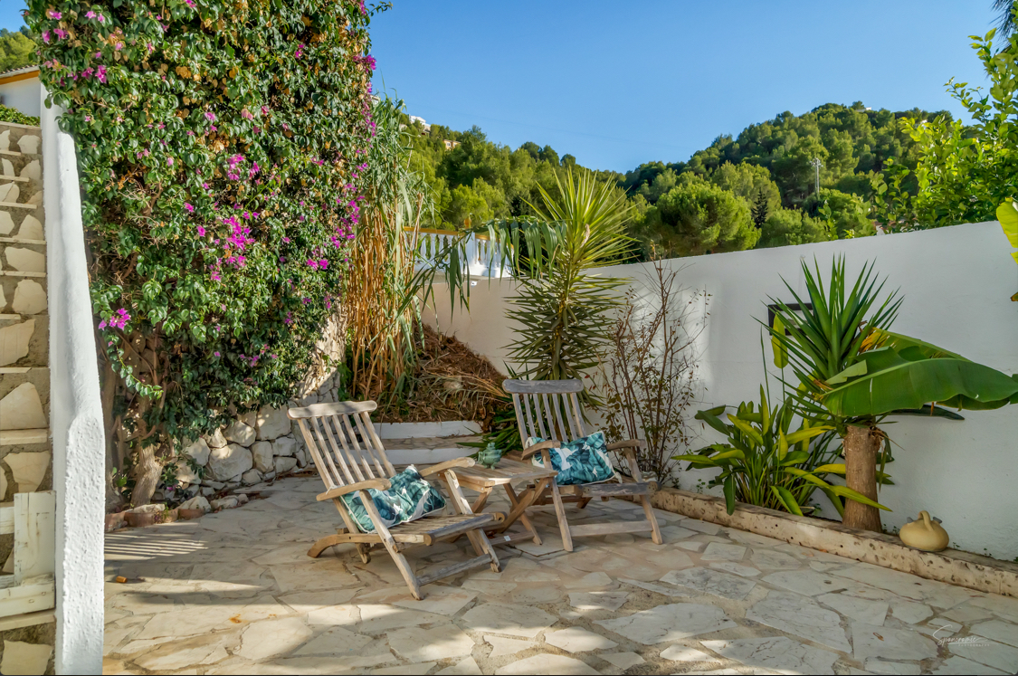  Chalet en venta directa con Plusvillas – C4149* – Villa con 5 dormitorios y 4 baños en Moraira, (Costa Blanca), zona Alcasar 