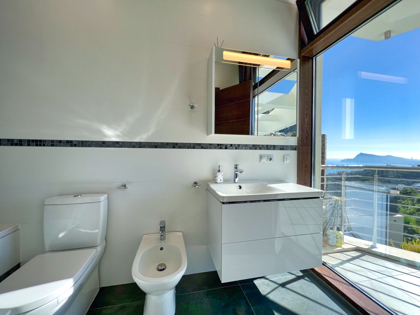  Chalet en venta directa con Plusvillas – C13031* – Villa con 5 dormitorios y 5 baños en Altea Hills, (Costa Blanca), zona Altea Hills 