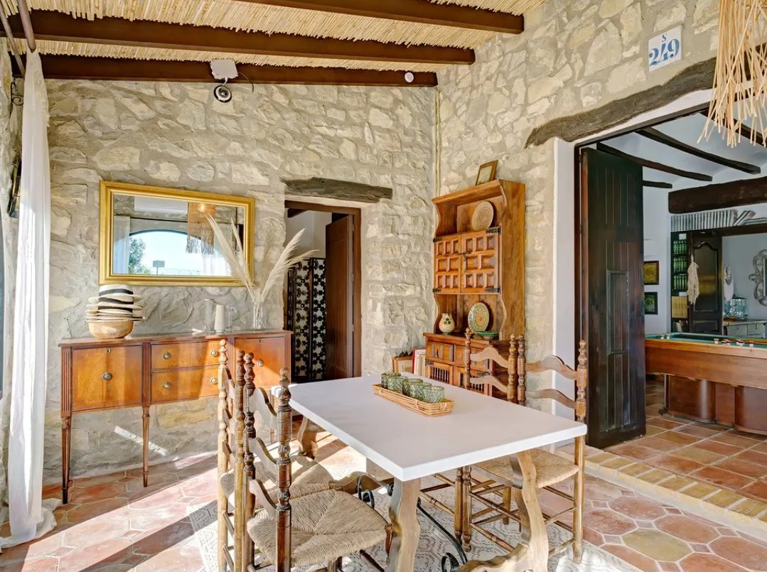 6 Bedroom Villa in Benissa