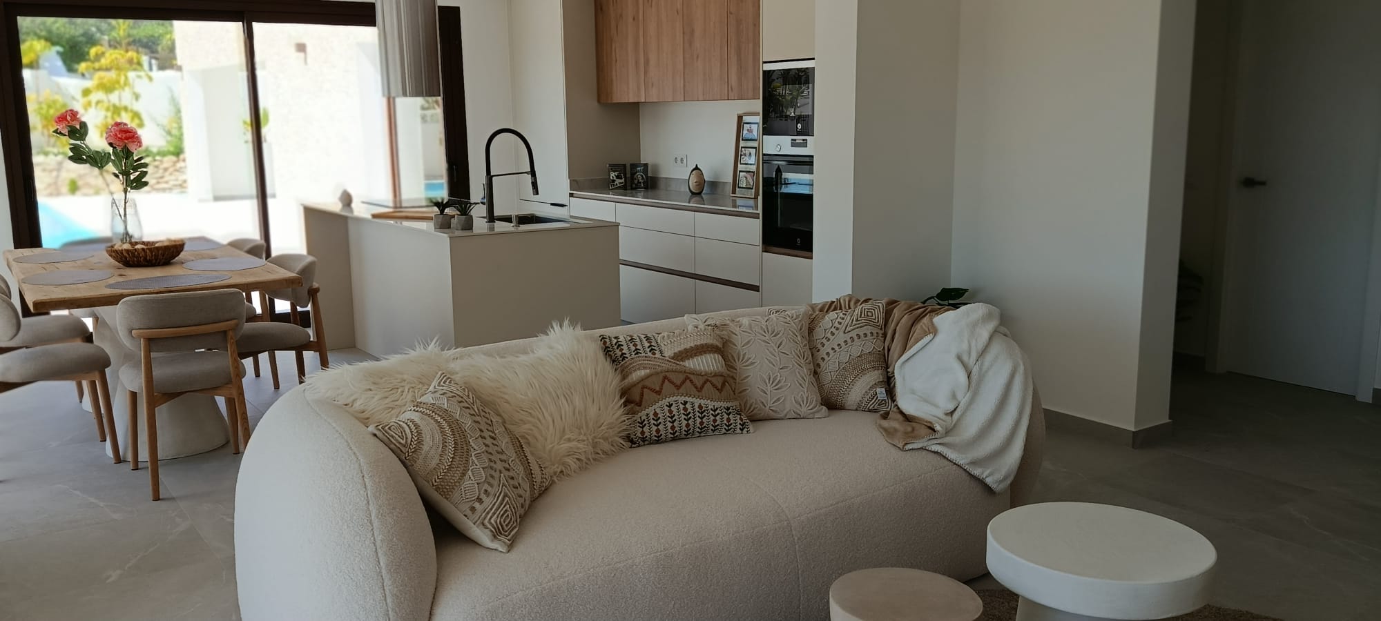  Chalet en venta directa con Plusvillas – C36303* – Villa con 4 dormitorios y 2 baños en Moraira, (Costa Blanca), zona  