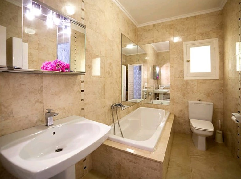  Chalet en venta directa con Plusvillas- C965- Bonita casa reformada con 5 dormitorios con vistas al mar, Calpe, zona Canuta (Costa Blanca) 