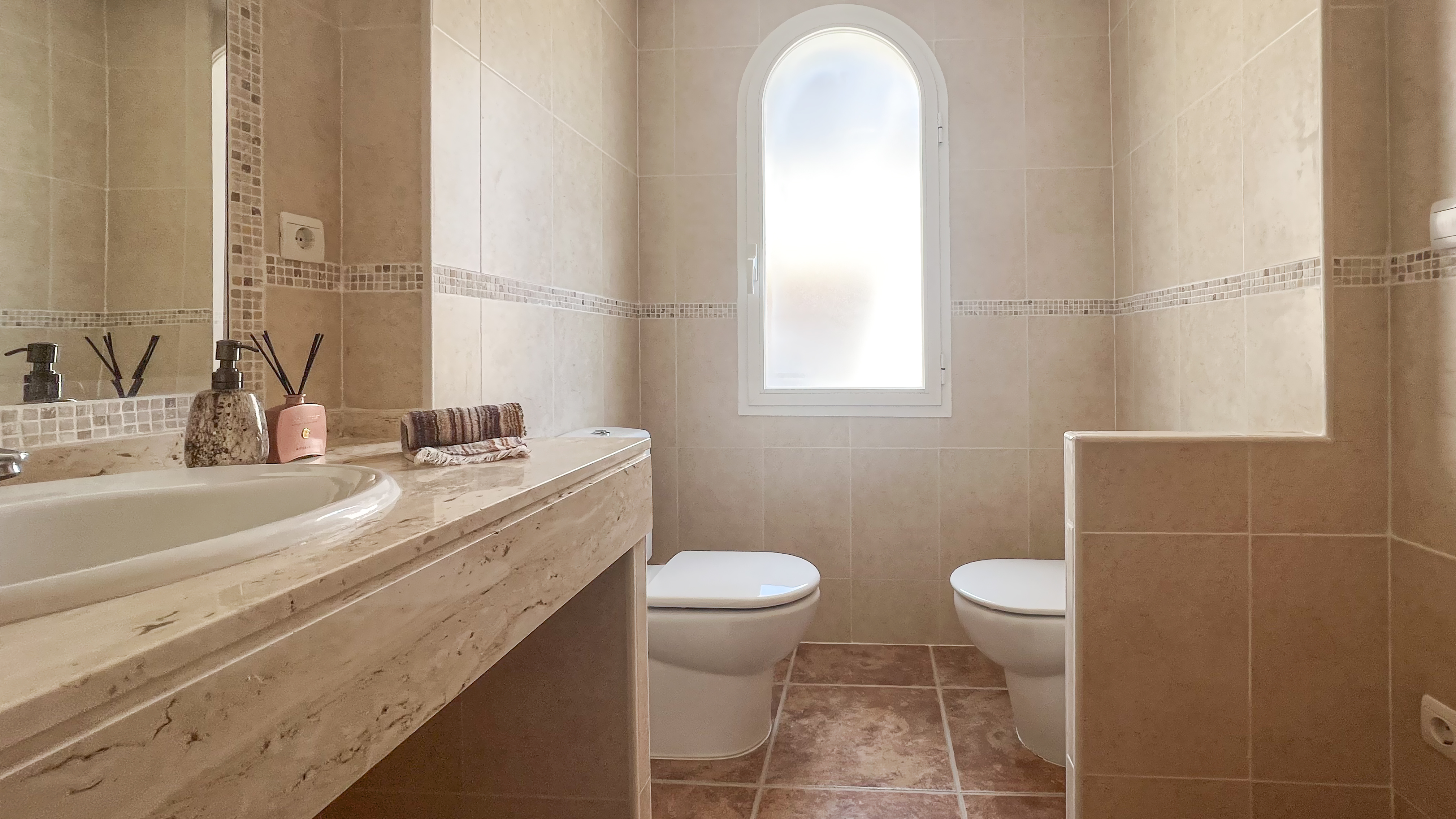  Chalet en venta directa con Plusvillas – C11099* – Villa con 3 dormitorios y 2 baños en Calpe, (Costa Blanca), zona Mascarat 