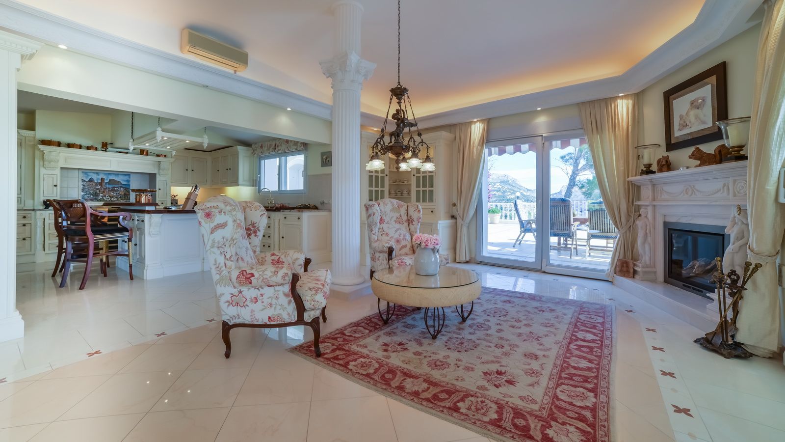  Chalet en venta directa con Plusvillas – C24017* – Villa con 2 dormitorios y 2 baños en Altea, (Costa Blanca), zona Pueblo 