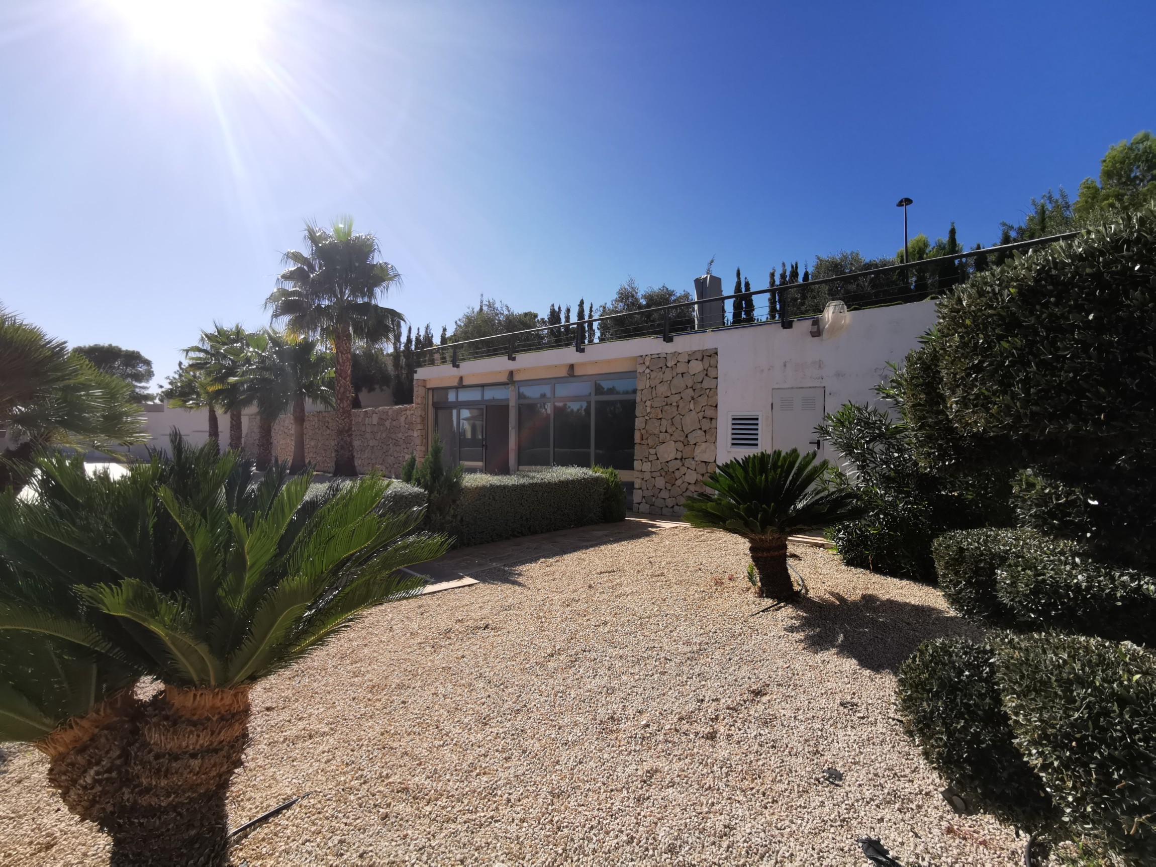  Villa en venta directa con PLUSVILLAS -C991- Villa de 5 dormitorios y 5 baños en Altea  