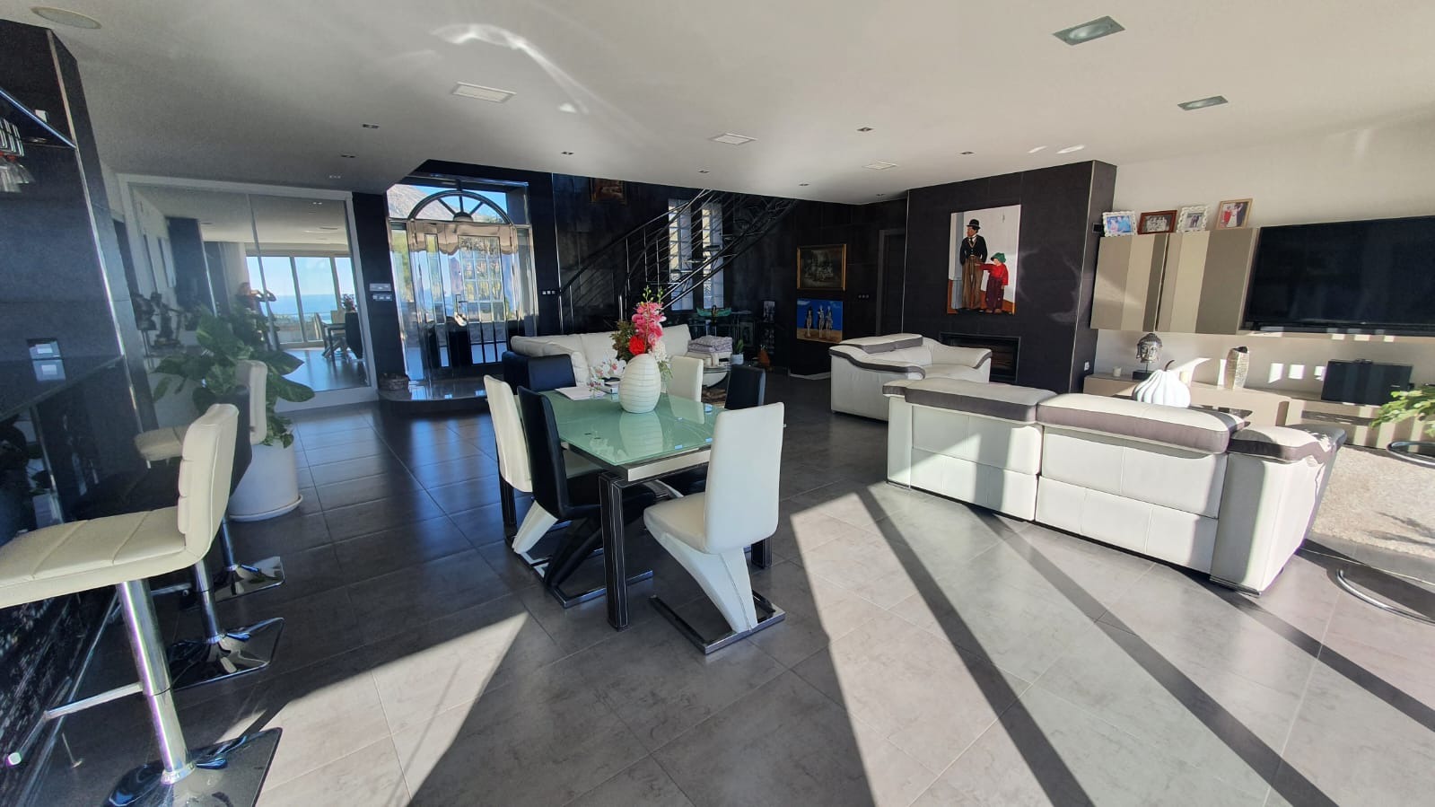  Chalet en venta directa con Plusvillas – C23077* – Villa con 5 dormitorios y 8 baños en Calpe, (Costa Blanca), zona Maryvilla 