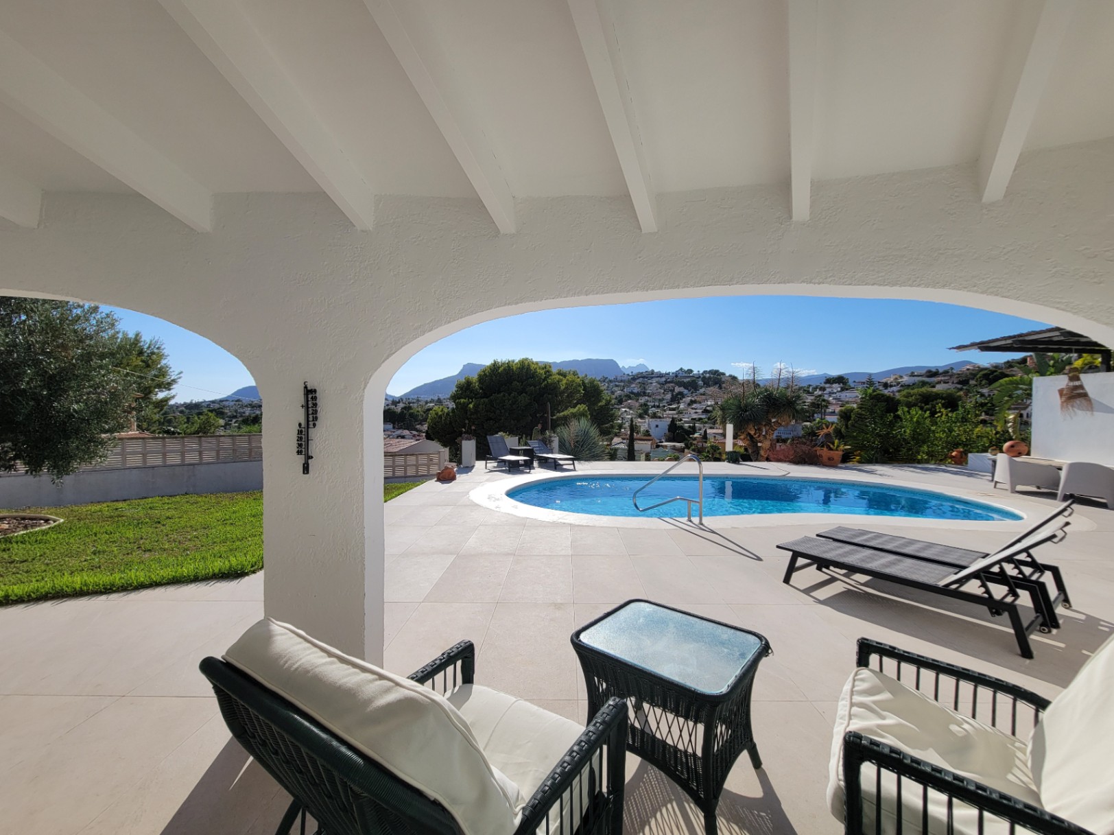  Chalet en venta directa con Plusvillas – C34020* – Villa con 3 dormitorios y 3 baños en Calpe, (Costa Blanca), zona Gran Sol 