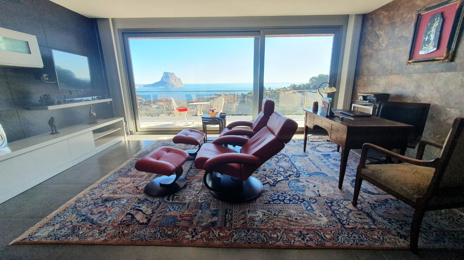  Chalet en venta directa con Plusvillas – C23077* – Villa con 5 dormitorios y 8 baños en Calpe, (Costa Blanca), zona Maryvilla 