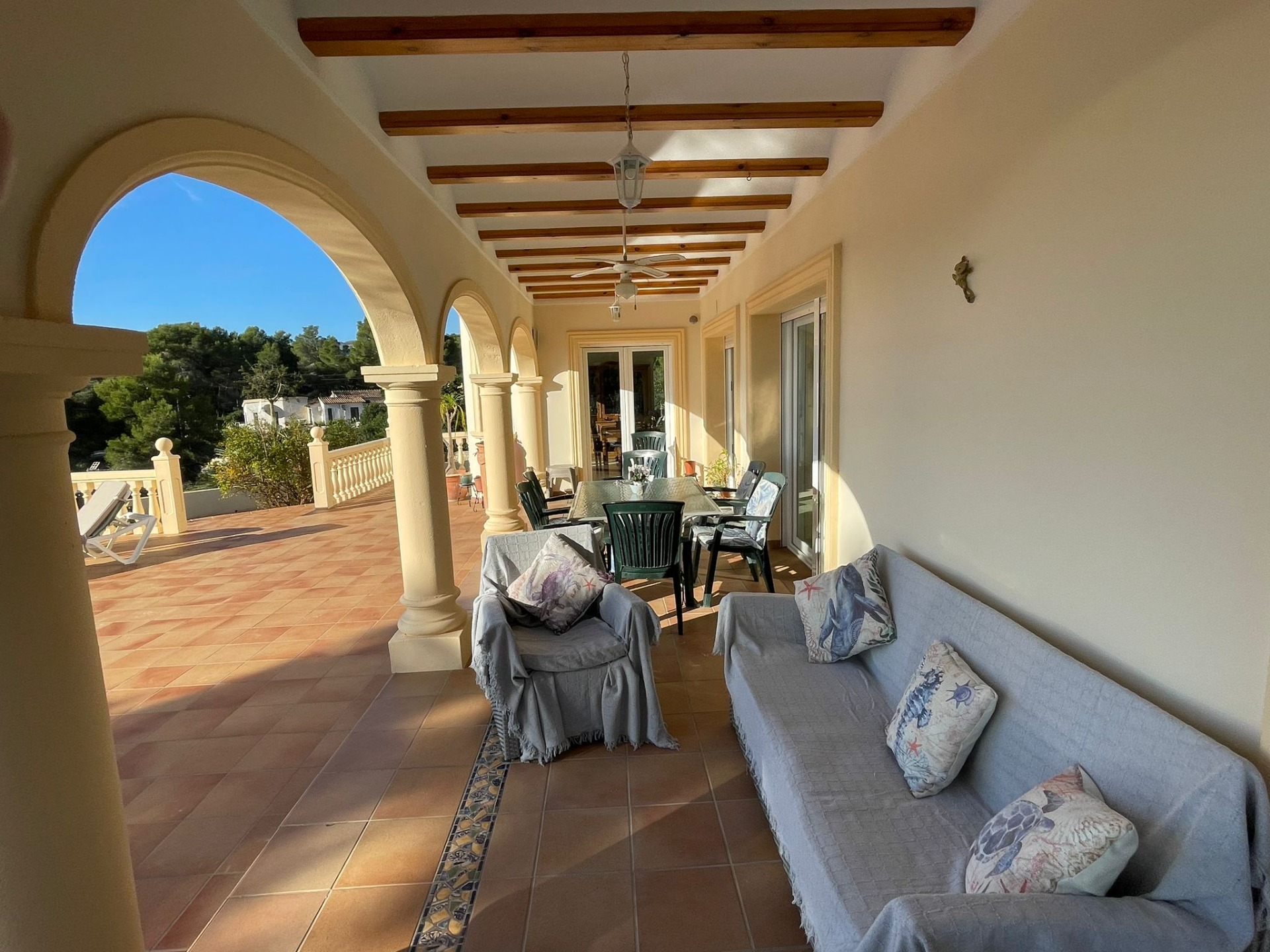  Chalet en venta directa con Plusvillas – C23082* – Villa con 4 dormitorios y 3 baños en Benissa, (Costa Blanca), zona Fanadix 