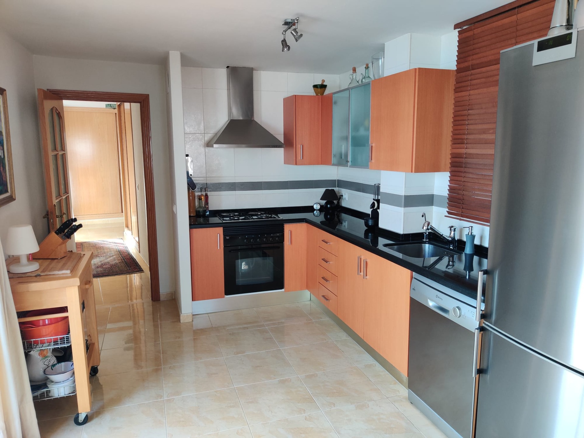  Ático en venta directa con Plusvillas – C23057* – Villa con 2 dormitorios y 2 baños en Calpe, (Costa Blanca), zona Centro 