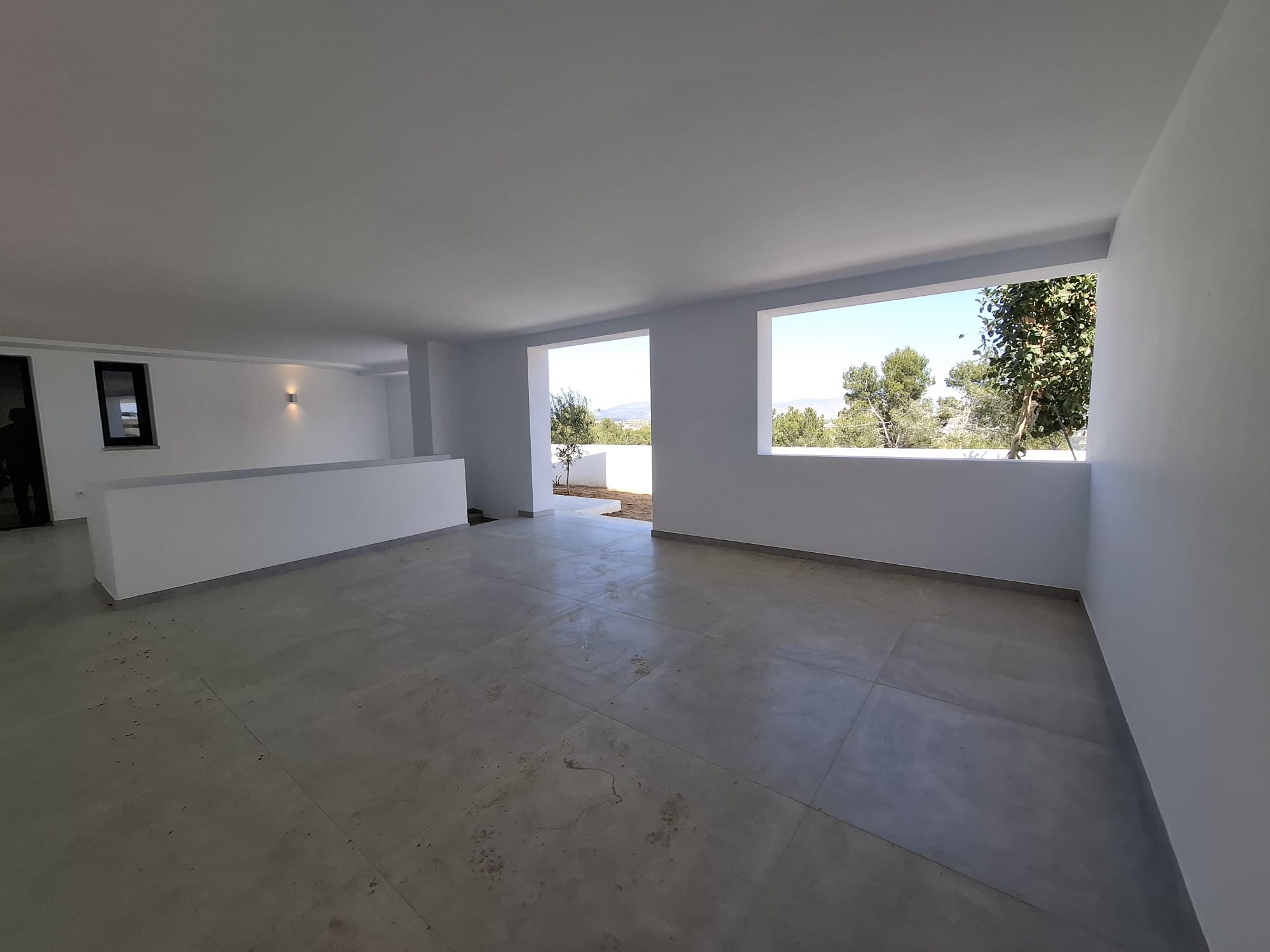  Villa en venta directa con Plusvillas- C47*-Villa de nueva construcción con 4 dormitorios y vistas al mar en Moraira (Costa Blanca) 