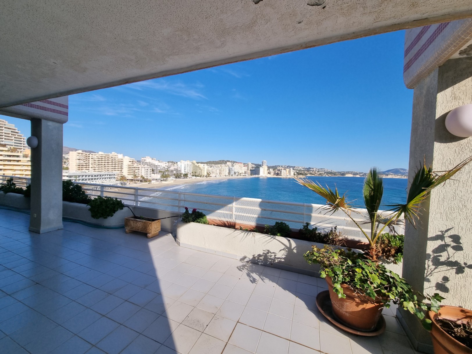  Apartamento en venta directa con Plusvillas – A34029* – Bonito apartamento de 2 dormitorios y 2 baños., (Costa Blanca), zona Bahía Mar 