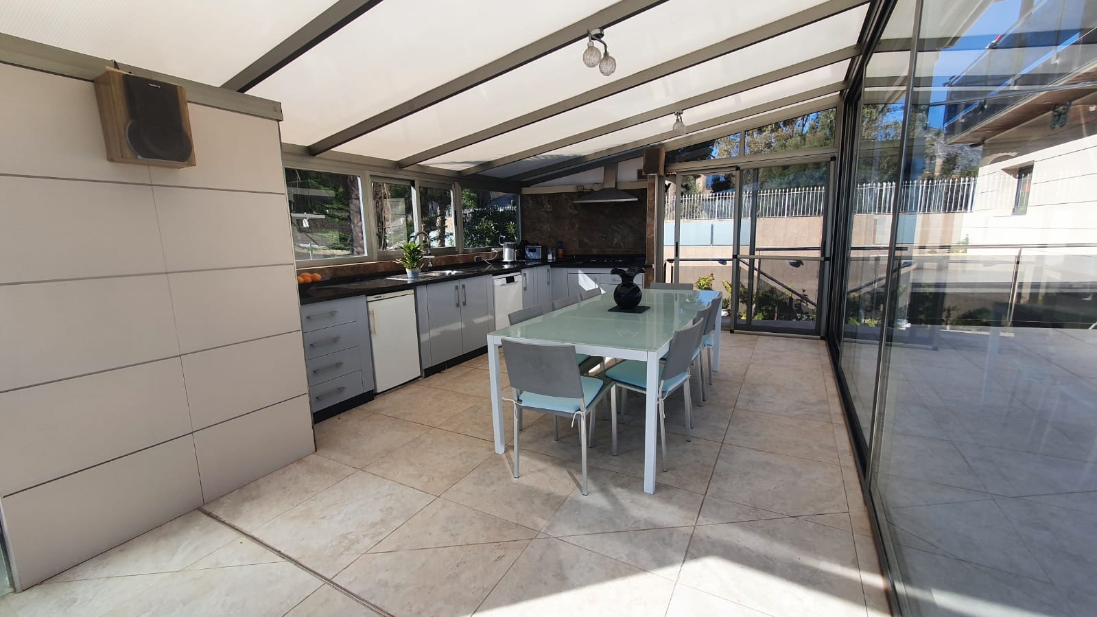  Chalet en venta directa con Plusvillas – C23077* – Villa con 5 dormitorios y 8 baños en Calpe, (Costa Blanca), zona Maryvilla 