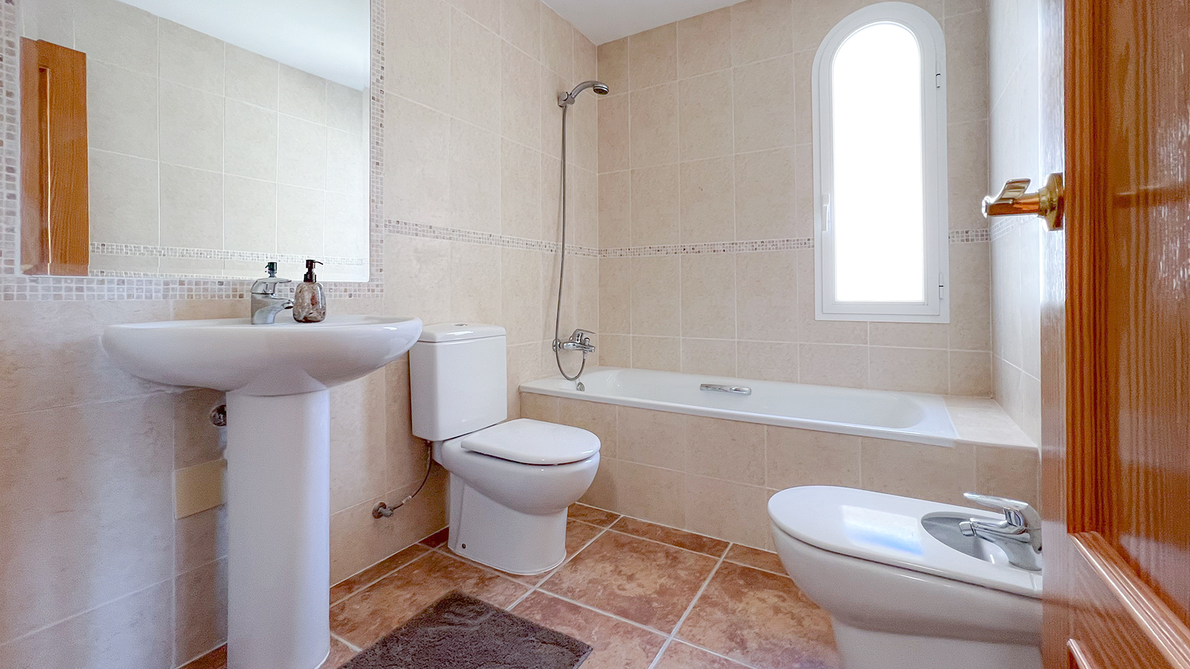  Chalet en venta directa con Plusvillas – C11099* – Villa con 3 dormitorios y 2 baños en Calpe, (Costa Blanca), zona Mascarat 