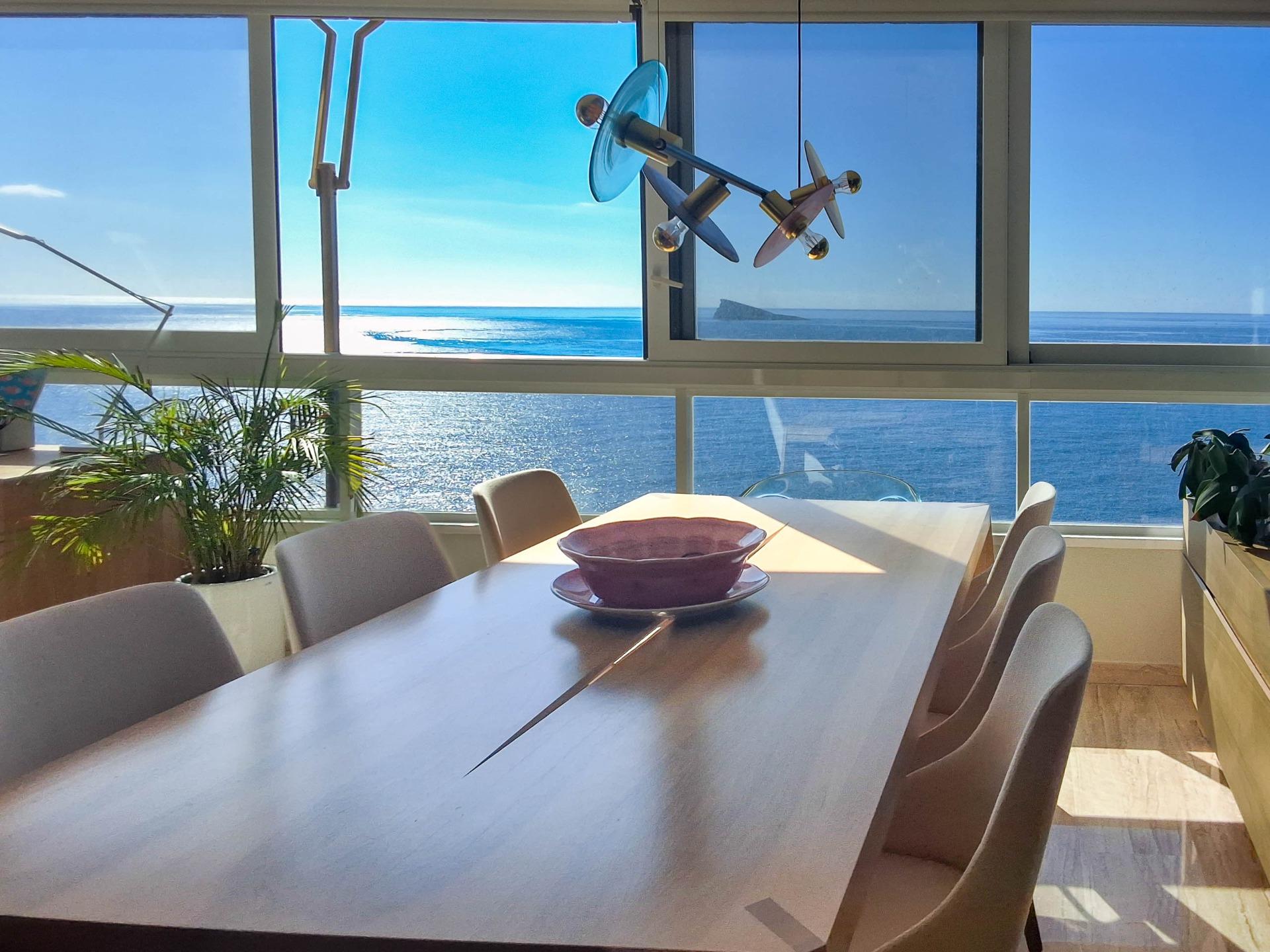  Apartamento en venta directa con Plusvillas – A17540* – Bonito apartamento de 2 dormitorios y 2 baños., (Costa Blanca), zona Benidorm 